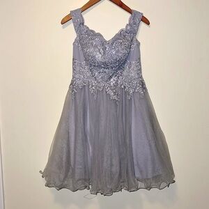 Cindy Collections USA embroidered floral top back zip dress full tulle skirt M